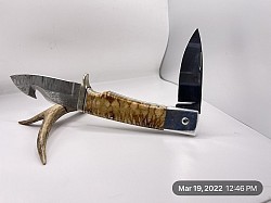 #616 - Nolen Kangaroo Knife with gut hook blade.  Overall length 8 1/4
