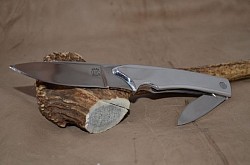 #411 - Nolene Kangaroo Knife.  Blade lenght 3